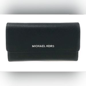 Michael Kors jet set wallet